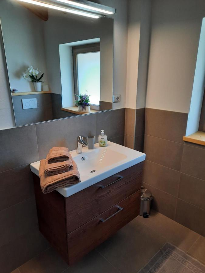 Ai Monti Apartment บาร์ชิส ภายนอก รูปภาพ