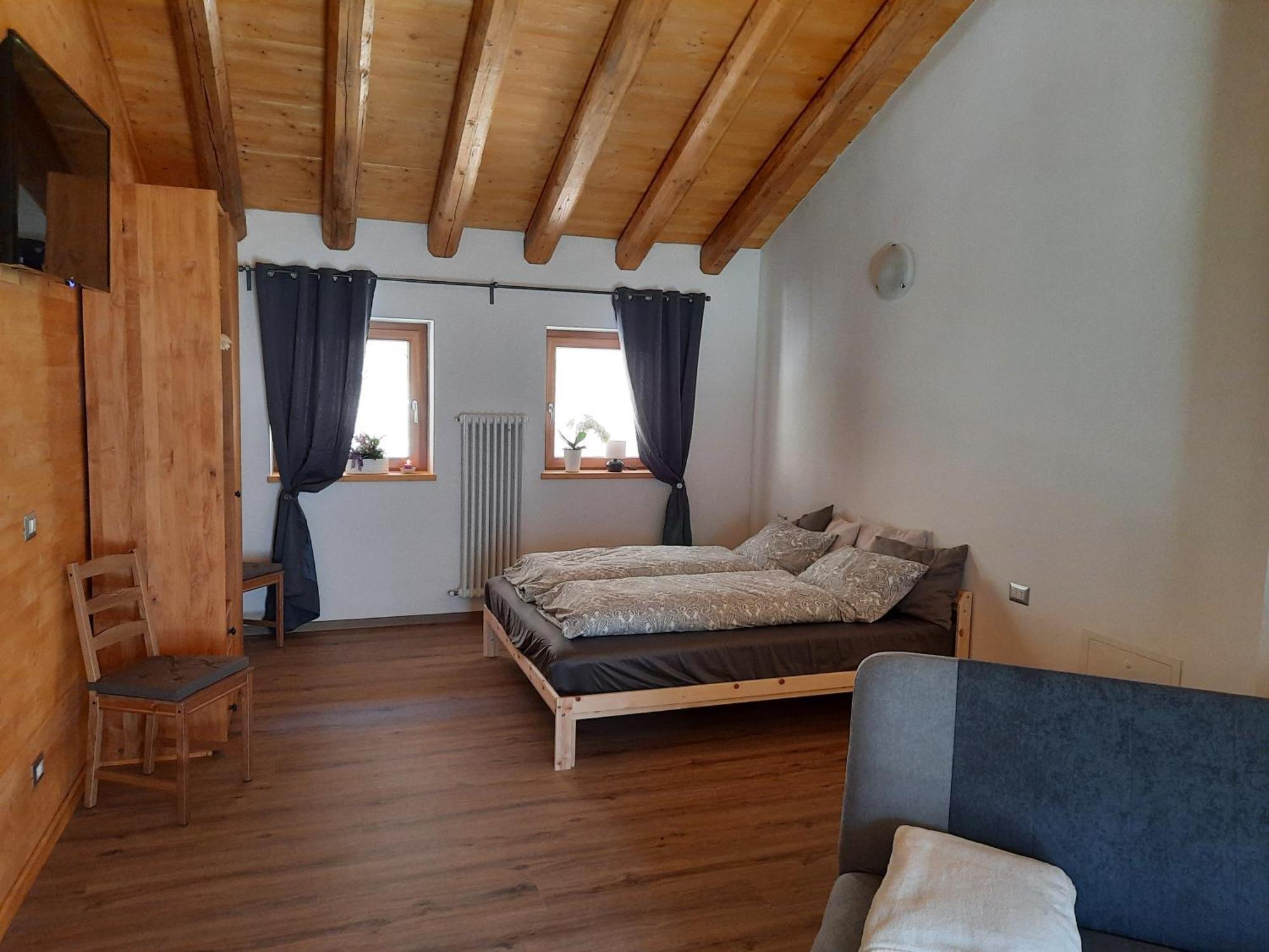Ai Monti Apartment บาร์ชิส ภายนอก รูปภาพ